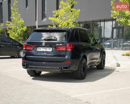 Синий БМВ Х5, объемом двигателя 2.98 л и пробегом 168 тыс. км за 26700 $, фото 9 на Automoto.ua