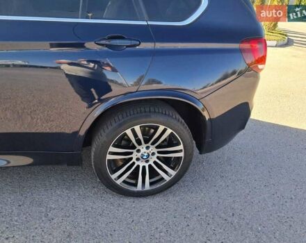 Синій БМВ Х5, об'ємом двигуна 2.98 л та пробігом 116 тис. км за 32000 $, фото 11 на Automoto.ua