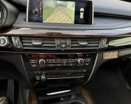 Синий БМВ Х5, объемом двигателя 2.99 л и пробегом 184 тыс. км за 27500 $, фото 13 на Automoto.ua