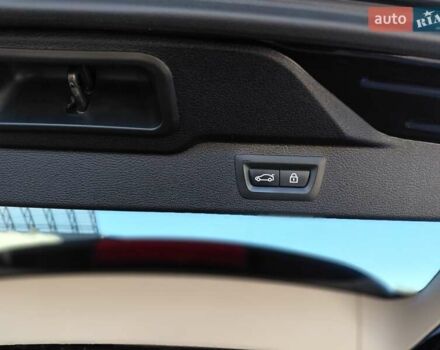 Синій БМВ Х5, об'ємом двигуна 2.98 л та пробігом 260 тис. км за 26600 $, фото 27 на Automoto.ua