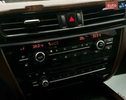 Синий БМВ Х5, объемом двигателя 2 л и пробегом 181 тыс. км за 25900 $, фото 22 на Automoto.ua