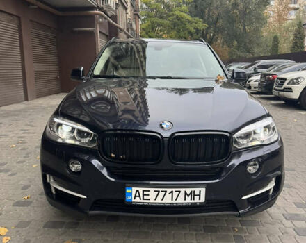 Синій БМВ Х5, об'ємом двигуна 2 л та пробігом 100 тис. км за 29999 $, фото 18 на Automoto.ua