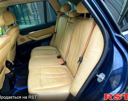 Синій БМВ Х5, об'ємом двигуна 3 л та пробігом 260 тис. км за 24499 $, фото 6 на Automoto.ua
