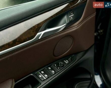 Синий БМВ Х5, объемом двигателя 2 л и пробегом 181 тыс. км за 25900 $, фото 9 на Automoto.ua