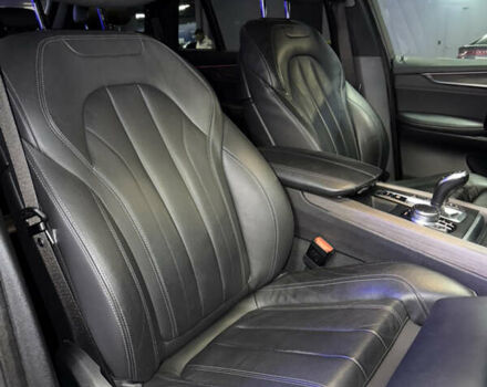 Синий БМВ Х5, объемом двигателя 2 л и пробегом 120 тыс. км за 36500 $, фото 31 на Automoto.ua