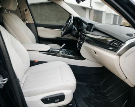 Синий БМВ Х5, объемом двигателя 3 л и пробегом 116 тыс. км за 34000 $, фото 5 на Automoto.ua