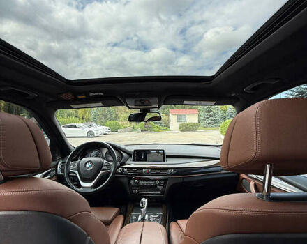 Синій БМВ Х5, об'ємом двигуна 3 л та пробігом 261 тис. км за 32500 $, фото 5 на Automoto.ua