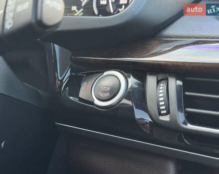 Синий БМВ Х5, объемом двигателя 3 л и пробегом 160 тыс. км за 25000 $, фото 15 на Automoto.ua