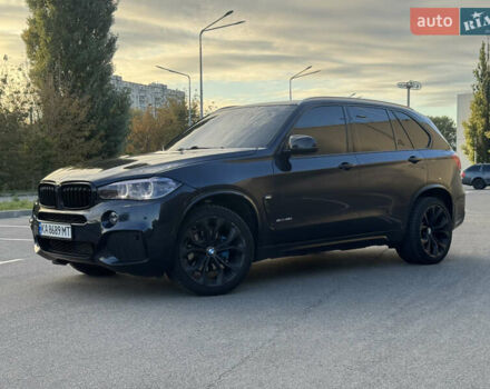 Синий БМВ Х5, объемом двигателя 3 л и пробегом 160 тыс. км за 25000 $, фото 3 на Automoto.ua