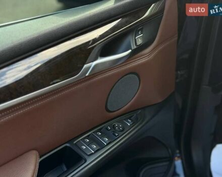 Синий БМВ Х5, объемом двигателя 2.98 л и пробегом 150 тыс. км за 25500 $, фото 8 на Automoto.ua