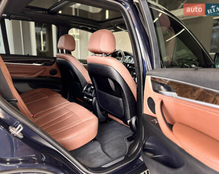 Синий БМВ Х5, объемом двигателя 2.98 л и пробегом 38 тыс. км за 34000 $, фото 21 на Automoto.ua