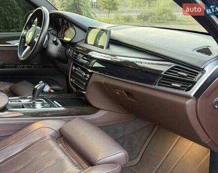 Синій БМВ Х5, об'ємом двигуна 2.99 л та пробігом 153 тис. км за 48000 $, фото 18 на Automoto.ua