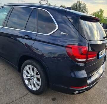 Синий БМВ Х5, объемом двигателя 2 л и пробегом 54 тыс. км за 37300 $, фото 16 на Automoto.ua