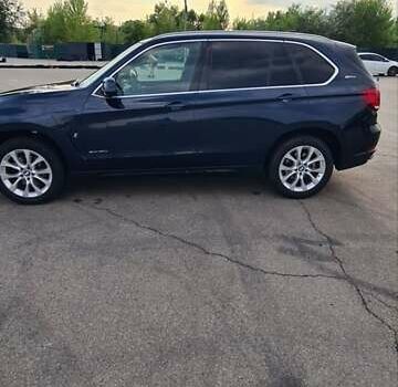 Синий БМВ Х5, объемом двигателя 2 л и пробегом 54 тыс. км за 37300 $, фото 17 на Automoto.ua