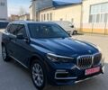 Синий БМВ Х5, объемом двигателя 3 л и пробегом 70 тыс. км за 39500 $, фото 1 на Automoto.ua