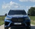 Синий БМВ Х5, объемом двигателя 3 л и пробегом 70 тыс. км за 48799 $, фото 1 на Automoto.ua
