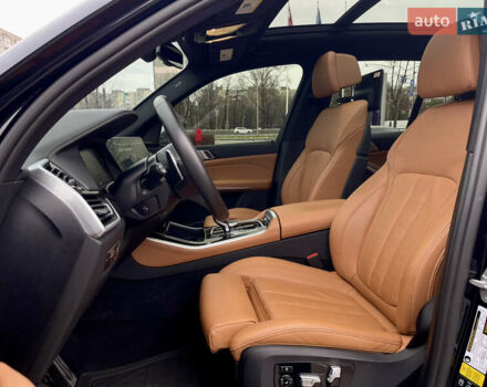 Синий БМВ Х5, объемом двигателя 3 л и пробегом 68 тыс. км за 68999 $, фото 29 на Automoto.ua