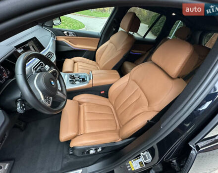 Синий БМВ Х5, объемом двигателя 4.39 л и пробегом 33 тыс. км за 61850 $, фото 18 на Automoto.ua