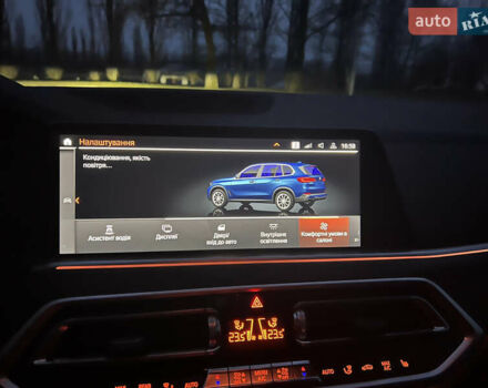 Синій БМВ Х5, об'ємом двигуна 3 л та пробігом 63 тис. км за 67000 $, фото 27 на Automoto.ua