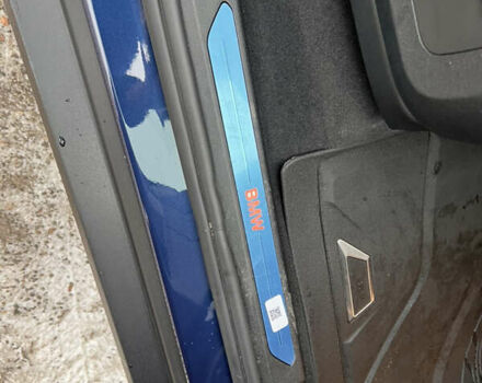 Синій БМВ Х5, об'ємом двигуна 3 л та пробігом 63 тис. км за 67000 $, фото 3 на Automoto.ua