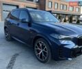 Синий БМВ Х5, объемом двигателя 3 л и пробегом 34 тыс. км за 99000 $, фото 1 на Automoto.ua