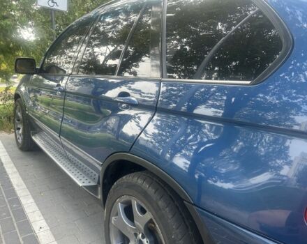 Синий БМВ Х5, объемом двигателя 4.4 л и пробегом 460 тыс. км за 9000 $, фото 1 на Automoto.ua