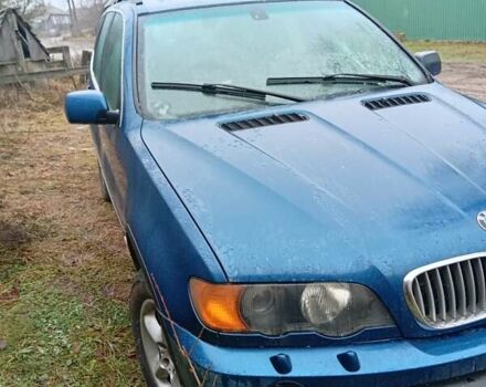 Синий БМВ Х5, объемом двигателя 4.4 л и пробегом 340 тыс. км за 4000 $, фото 1 на Automoto.ua