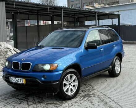 Синий БМВ Х5, объемом двигателя 3 л и пробегом 270 тыс. км за 4900 $, фото 1 на Automoto.ua