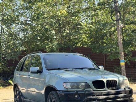 Синий БМВ Х5, объемом двигателя 0 л и пробегом 300 тыс. км за 3804 $, фото 1 на Automoto.ua