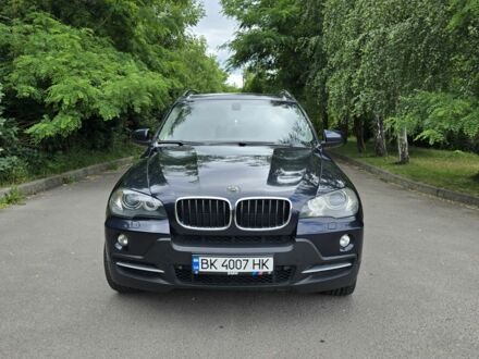 БМВ Х5 2008 в Ровно на Automoto.ua Синий БМВ Х5, объемом двигателя 3 л и пробегом 380 тыс. км за 15300 $, фото 1 на Automoto.ua