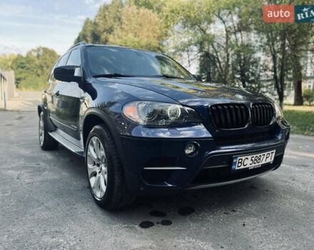Синий БМВ Х5, объемом двигателя 3 л и пробегом 277 тыс. км за 15999 $, фото 1 на Automoto.ua