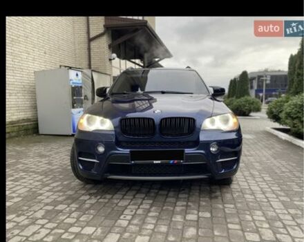 Синій БМВ Х5, об'ємом двигуна 3 л та пробігом 240 тис. км за 12777 $, фото 1 на Automoto.ua