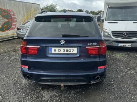 Синій БМВ Х5, об'ємом двигуна 3 л та пробігом 300 тис. км за 9799 $, фото 1 на Automoto.ua