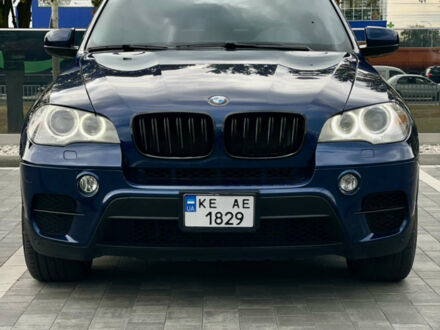 Синий БМВ Х5, объемом двигателя 3 л и пробегом 215 тыс. км за 15700 $, фото 1 на Automoto.ua