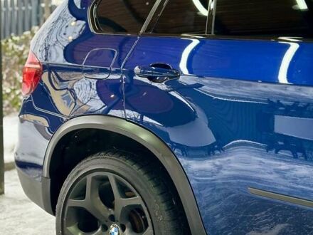 Синий БМВ Х5, объемом двигателя 2.99 л и пробегом 250 тыс. км за 18500 $, фото 1 на Automoto.ua