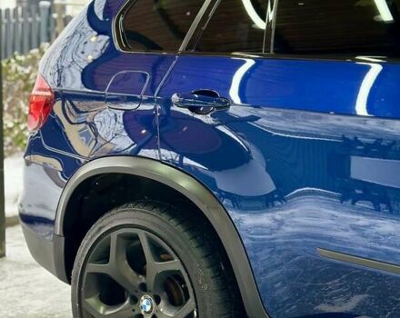 Синий БМВ Х5, объемом двигателя 2.99 л и пробегом 250 тыс. км за 18500 $, фото 1 на Automoto.ua