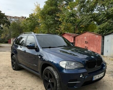 Синий БМВ Х5, объемом двигателя 3 л и пробегом 220 тыс. км за 13500 $, фото 1 на Automoto.ua