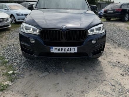 Синий БМВ Х5, объемом двигателя 3 л и пробегом 290 тыс. км за 21051 $, фото 1 на Automoto.ua