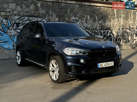 Синий БМВ Х5, объемом двигателя 3 л и пробегом 175 тыс. км за 22500 $, фото 1 на Automoto.ua
