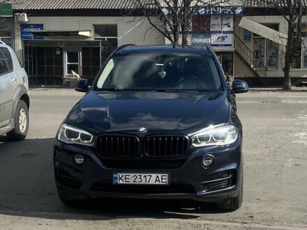 Синий БМВ Х5, объемом двигателя 3 л и пробегом 135 тыс. км за 30000 $, фото 1 на Automoto.ua
