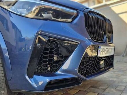 Синий БМВ Х5, объемом двигателя 3 л и пробегом 120 тыс. км за 47300 $, фото 1 на Automoto.ua