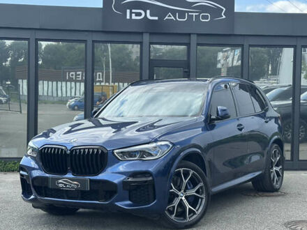 Синий БМВ Х5, объемом двигателя 3 л и пробегом 46 тыс. км за 56500 $, фото 1 на Automoto.ua
