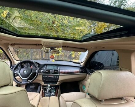 Зелений БМВ Х5, об'ємом двигуна 4.4 л та пробігом 355 тис. км за 8700 $, фото 6 на Automoto.ua