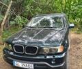 Зеленый БМВ Х5, объемом двигателя 3 л и пробегом 334 тыс. км за 5500 $, фото 1 на Automoto.ua