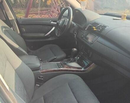 Зеленый БМВ Х5, объемом двигателя 3 л и пробегом 225 тыс. км за 8000 $, фото 6 на Automoto.ua