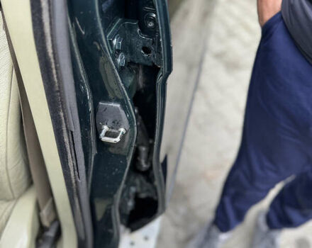 БМВ Х5 2002 в Тернополе на Automoto.ua Зеленый БМВ Х5, объемом двигателя 4.4 л и пробегом 269 тыс. км за 6599 $, фото 53 на Automoto.ua