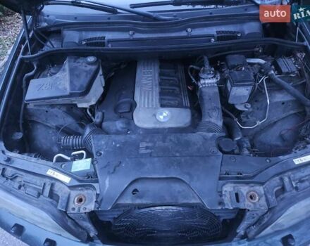 Зеленый БМВ Х5, объемом двигателя 3 л и пробегом 307 тыс. км за 4700 $, фото 9 на Automoto.ua