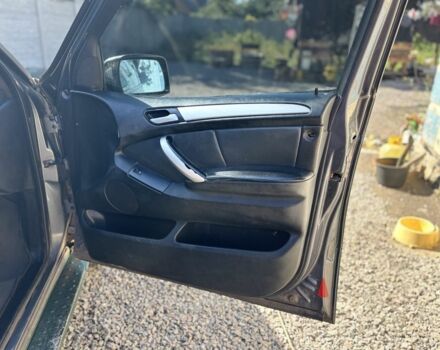 Зелений БМВ Х5, об'ємом двигуна 3 л та пробігом 400 тис. км за 2350 $, фото 8 на Automoto.ua
