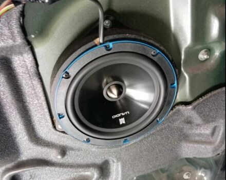 Зелений БМВ Х5, об'ємом двигуна 2.9 л та пробігом 280 тис. км за 9200 $, фото 12 на Automoto.ua