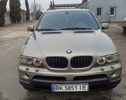 Зелений БМВ Х5, об'ємом двигуна 3 л та пробігом 296 тис. км за 9999 $, фото 1 на Automoto.ua